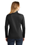 The North Face  Embroidered Women's Tech 1/4-Zip Fleece Thumb